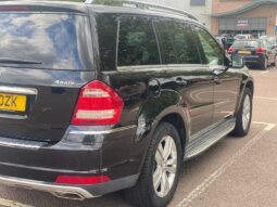 
										Mercedes-Benz GL 500 4MATIC full									