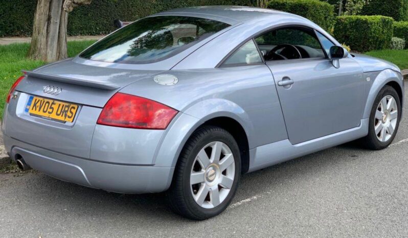 
								Audi TT S Tronic full									