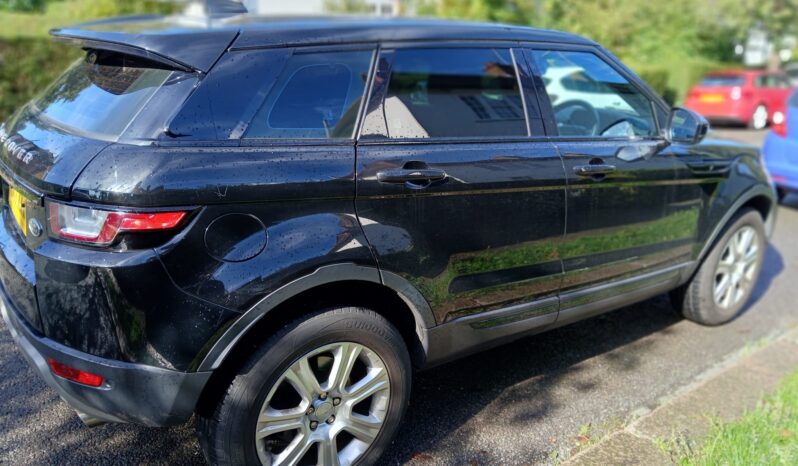 
								LAND ROVER – R ROVER EVOQUE SE TECH full									